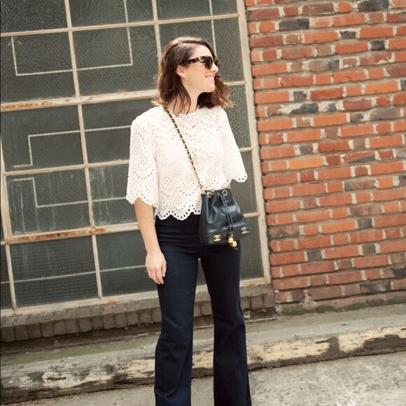 ✨HP✨ZARA  - CROPPED EMBROIDERED LASER-CUT TOP✨ - Picture 4 of 8
